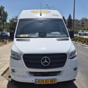 האוטו של נתיבי חיים